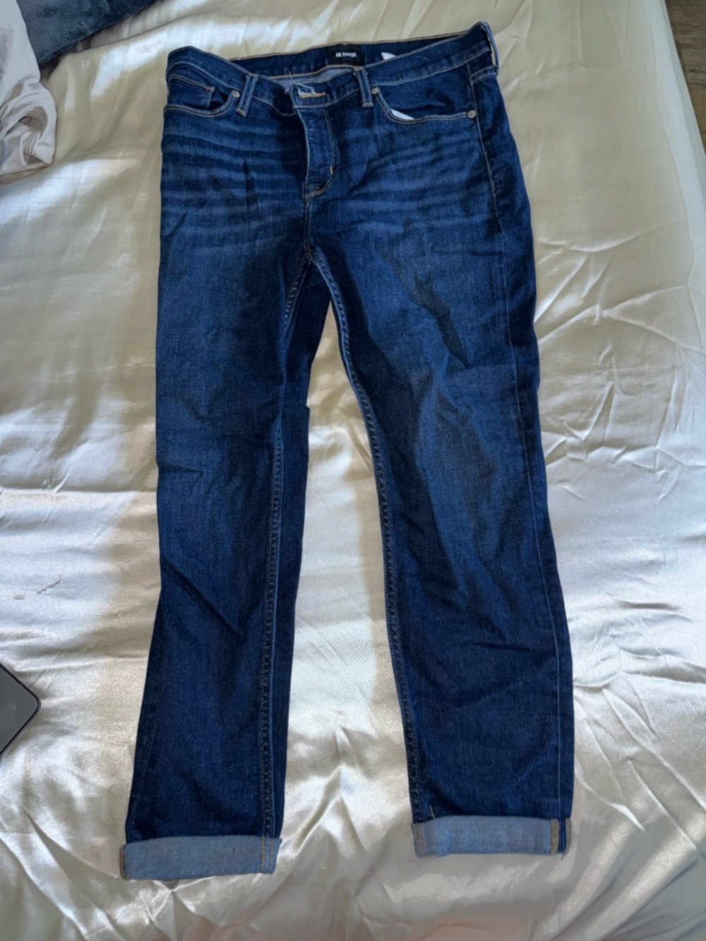 Hudson Jeans Slim Straight in Dark Blue Denim